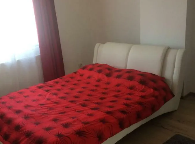 Jane House Apartman *